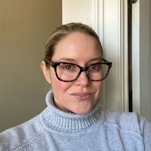 Meet your Posher, Deanna